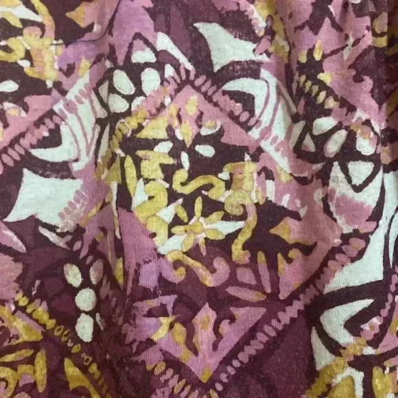 Liz and Co scoop neck tank top triangular and floral pattern - Picture 8 of 12